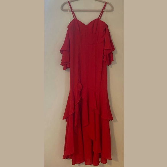 NWT Fame and Partners The Denby Gown in Cherry Red - Picture 4 of 9